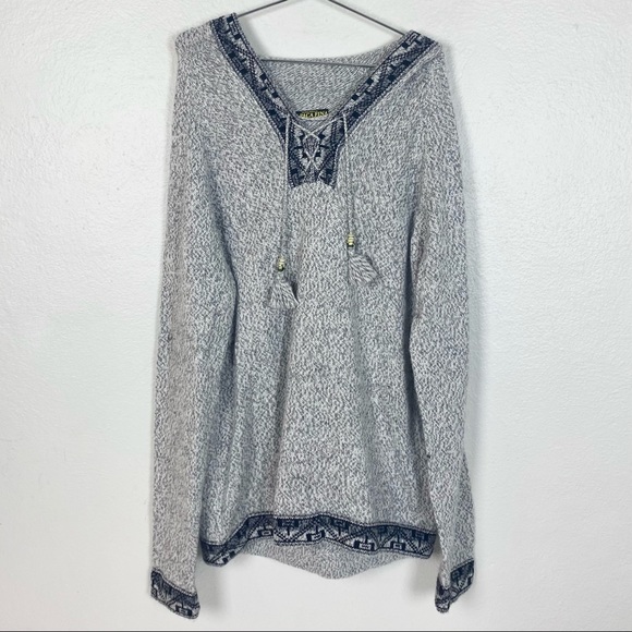 Alpaca Fina Grey Hooded Sweater With 